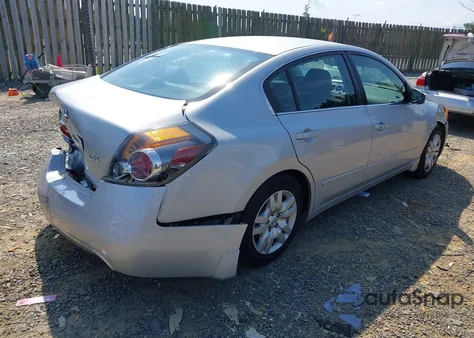 2011 Nissan Altima 2.5 S z USA, uszkodzony, nr VIN 1N4AL2AP5BC133606